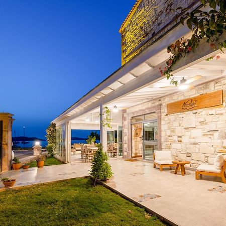 Navalia Hotel Foça Bagian luar foto