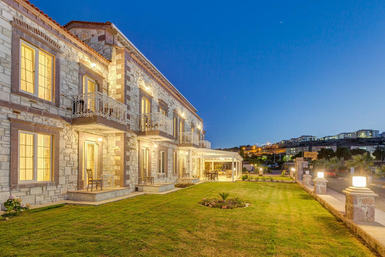 Navalia Hotel Foça Bagian luar foto